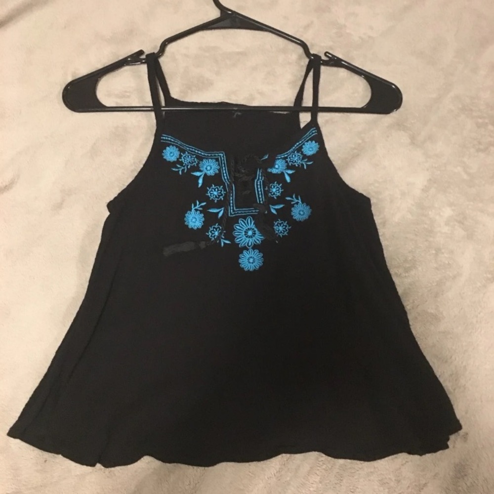 Black and blue cropped tank